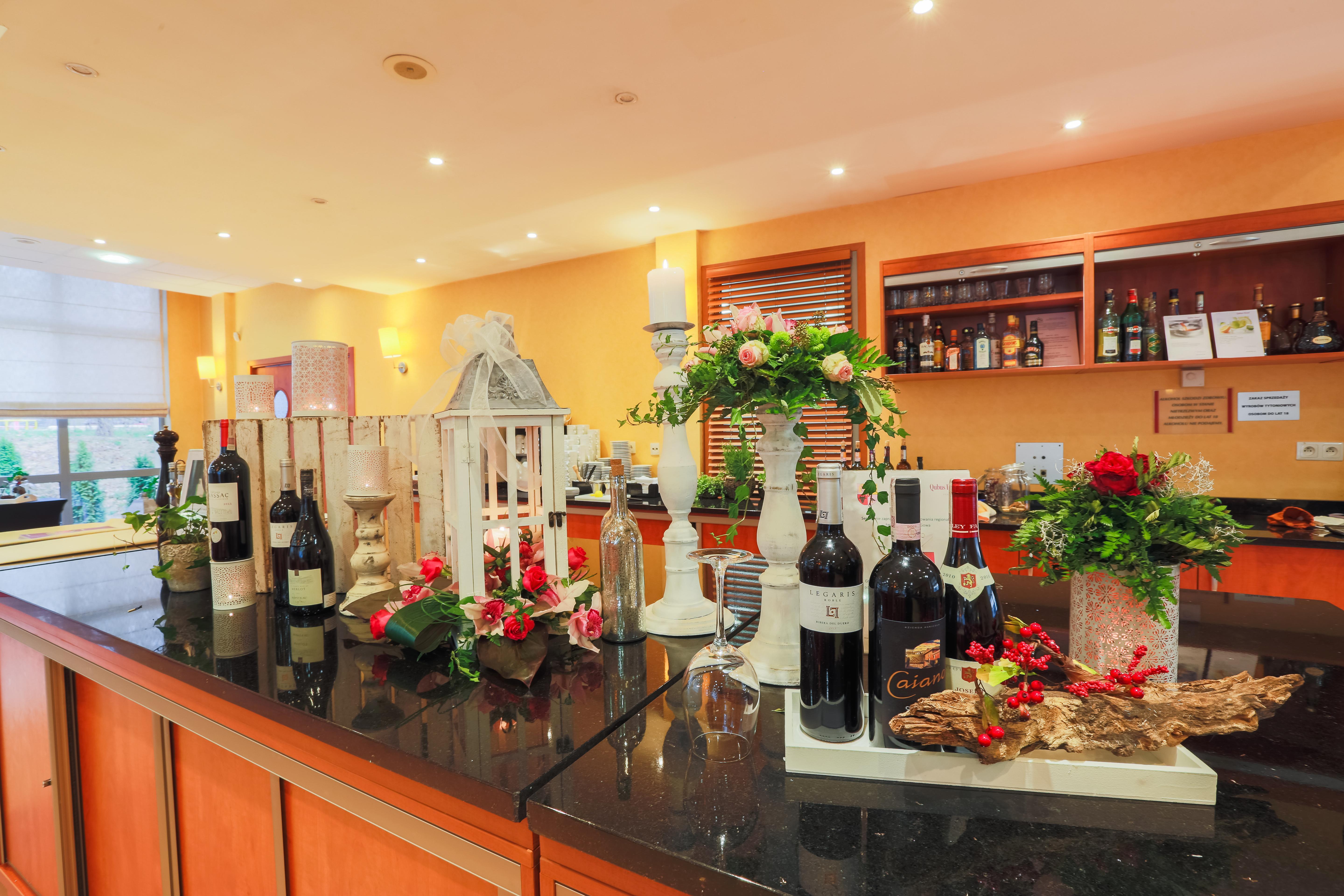 Qubus Hotel Glogow Екстер'єр фото