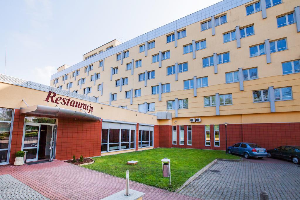 Qubus Hotel Glogow Екстер'єр фото